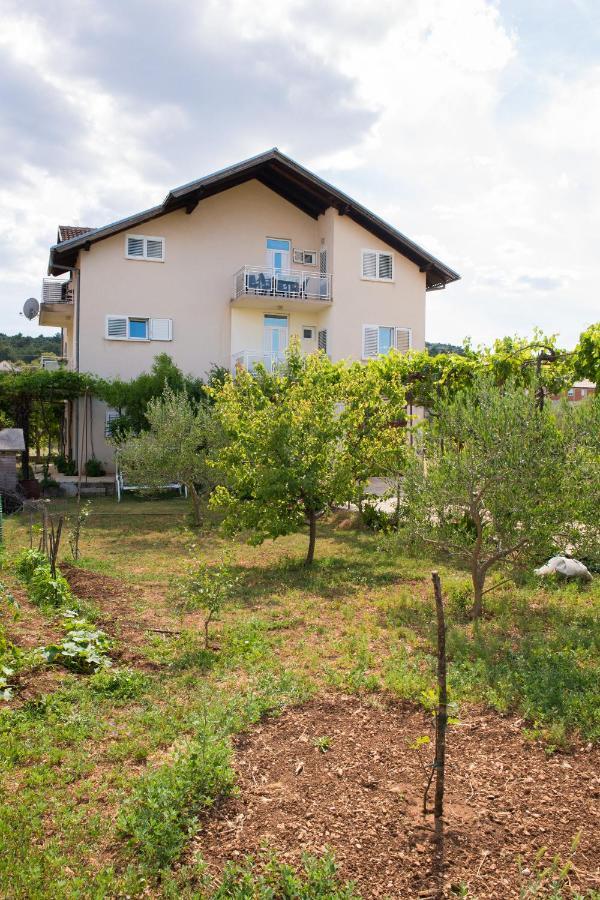 Apartment Dalmatien Raslina エクステリア 写真